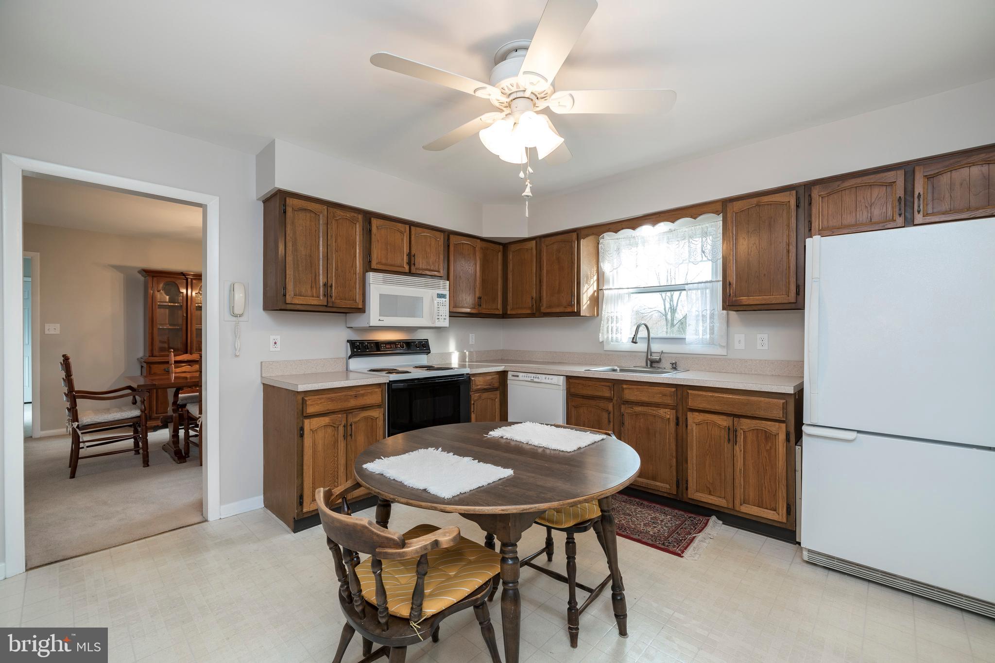 119 Locust Knoll Road Downingtown, PA 19335 - Photo 4 of 25 Gallery Image 4