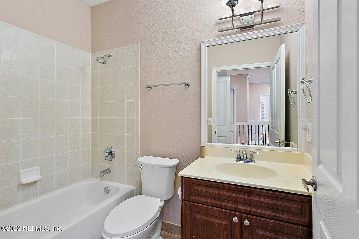 9745 Touchton Road, Unit 3104 Jacksonville, FL 32246 - Photo 16 of 18 Bathroom