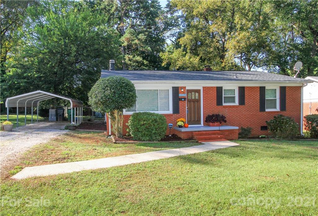5052 Erickson Road, Unit 19 Charlotte, NC 28205 - Photo 1 of 24 Gallery Image 1