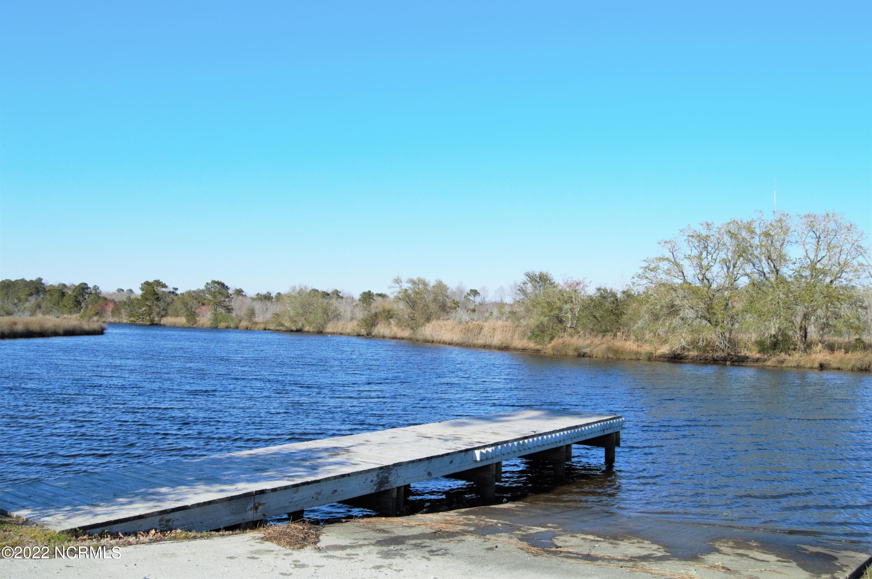 174 Windfield Lane Holly Ridge, NC 28445 - Photo 4 of 7 Dock