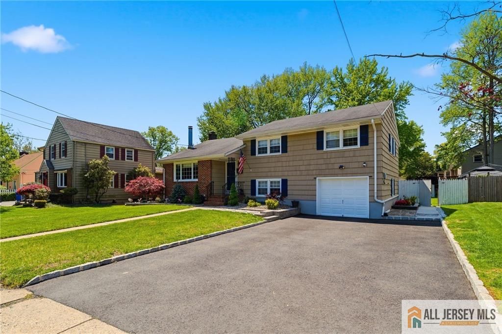 205 New Dover Road Colonia, NJ 07067 - Photo 5 of 54