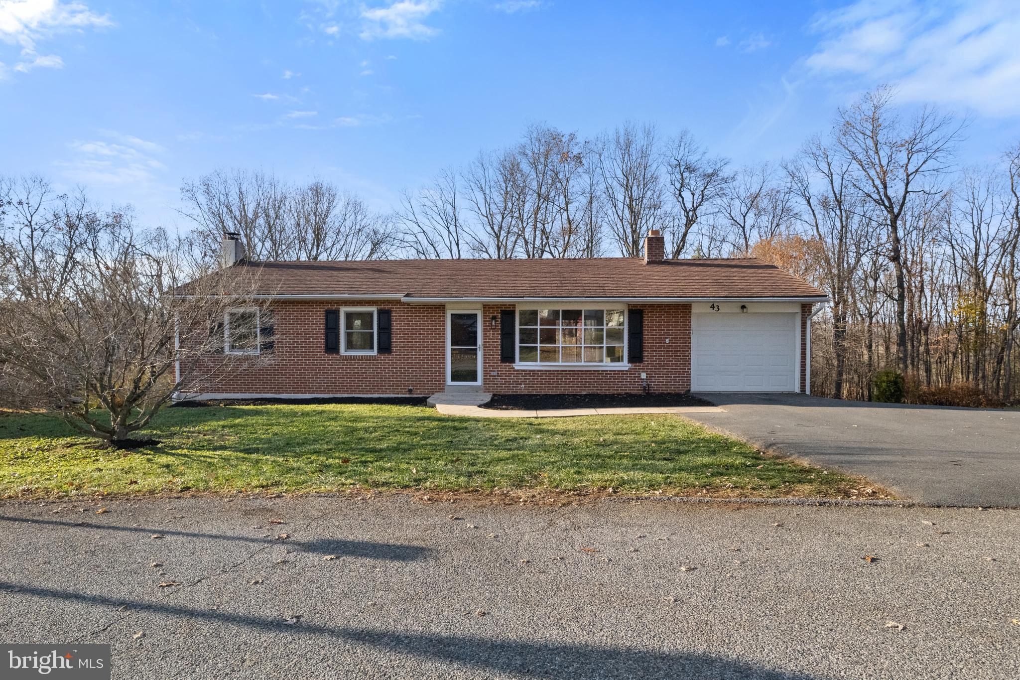 43 Washington Road New Freedom, PA 17349 - Photo 3 of 54 Gallery Image 3