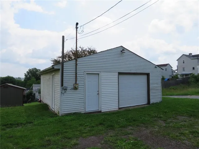 $49,900 | 666 Ewing Street, Washington, PA 15301