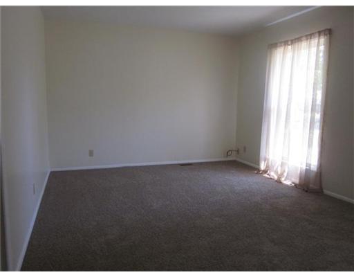 3155 Woonsocket Street Springfield, OH 45503 - Photo 6 of 14 Gallery Image 6