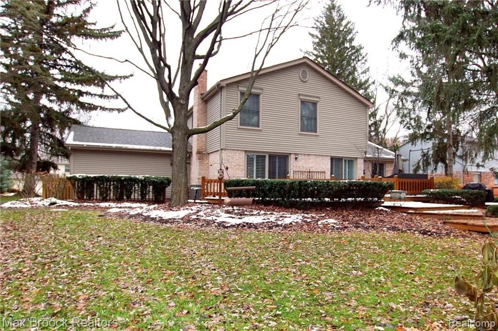 35145 Old Timber Road Farmington Hills, MI 48331 - Photo 46 of 48