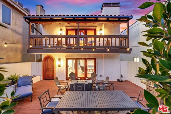 $2,980,000 | 2908 Pacific Avenue, Venice, CA 90291