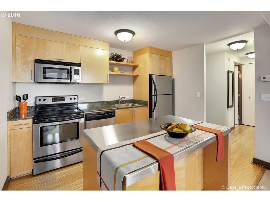 255 Southwest Harrison Street, Unit 19E Portland, OR 97201 - Photo 8 of 18 Gallery Image 8
