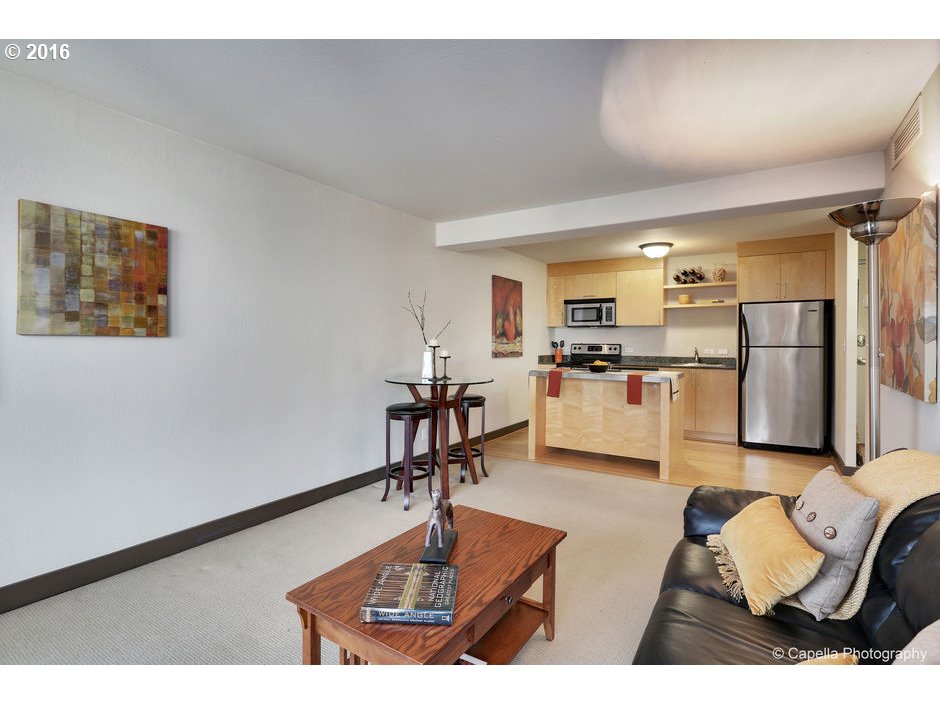 255 Southwest Harrison Street, Unit 19E Portland, OR 97201 - Photo 9 of 18 Gallery Image 9
