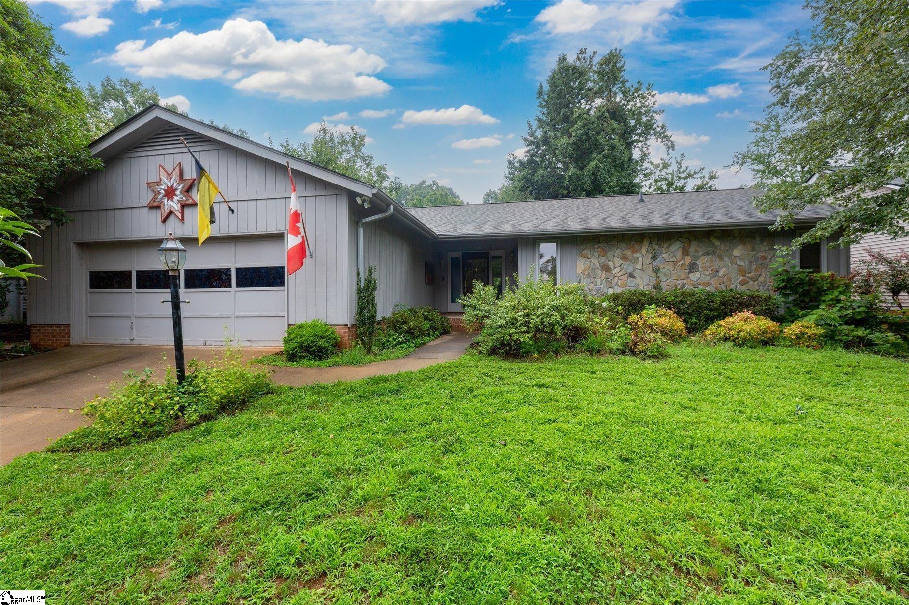 3 Fox Ridge Point Taylors, SC 29687 - Photo 2 of 39