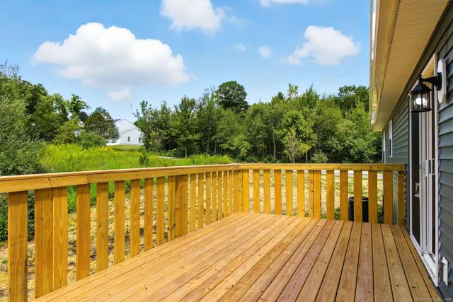 $480,000 | 170 Darcangelo Drive, Naugatuck, CT 06770