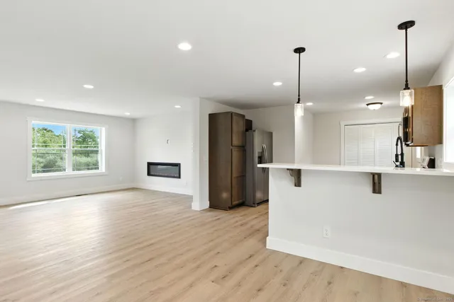 $480,000 | 170 Darcangelo Drive, Naugatuck, CT 06770