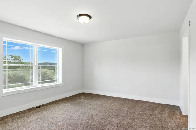 $480,000 | 170 Darcangelo Drive, Naugatuck, CT 06770