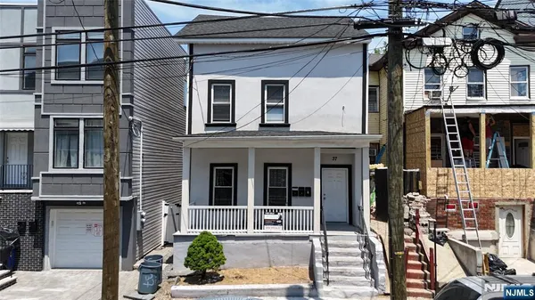 $1,750 | 37 12th Avenue, Unit 3, Paterson, NJ 07501