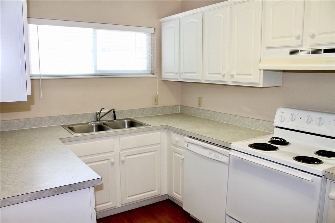 1000 Mallery Street, Unit 68 St. Simons Island, GA 31522 - Photo 5 of 16