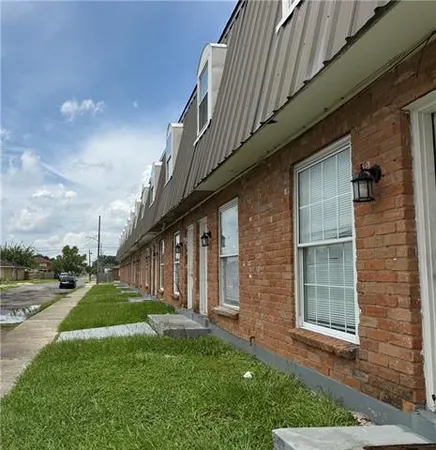 $1,150 | 7700 Read Boulevard, Unit 1, New Orleans, LA 70127
