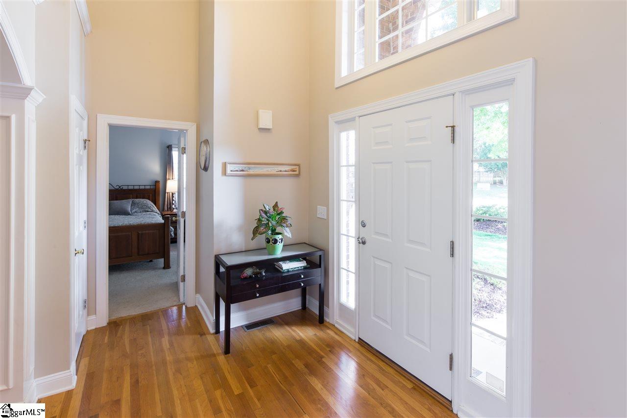 102 Trotters Ridge Lane Simpsonville, SC 29681 - Photo 4 of 27 Gallery Image 4