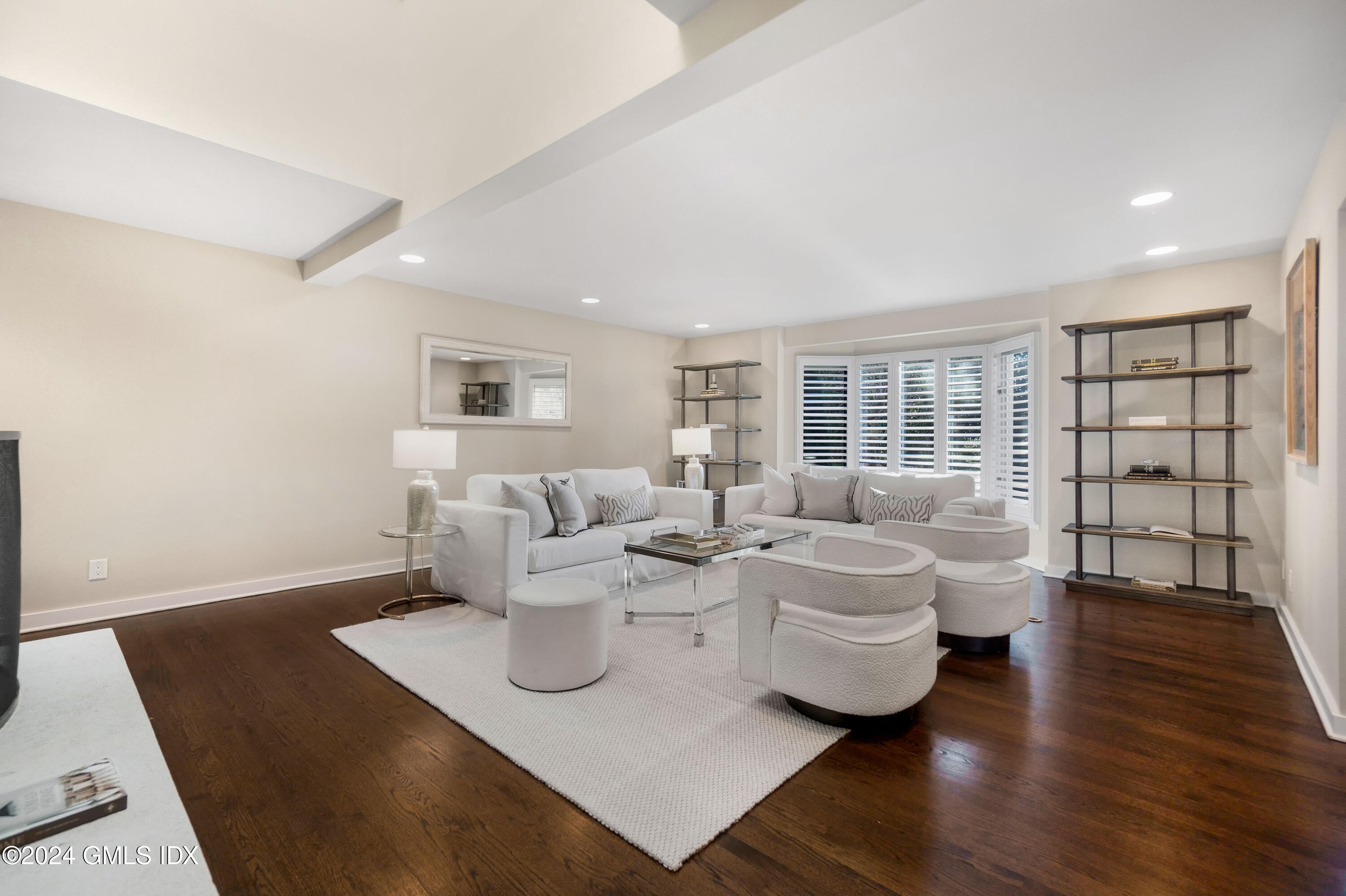 101 Lewis Street, Unit I Greenwich, CT 06830 - Photo 5 of 17 Living Room Bay Window