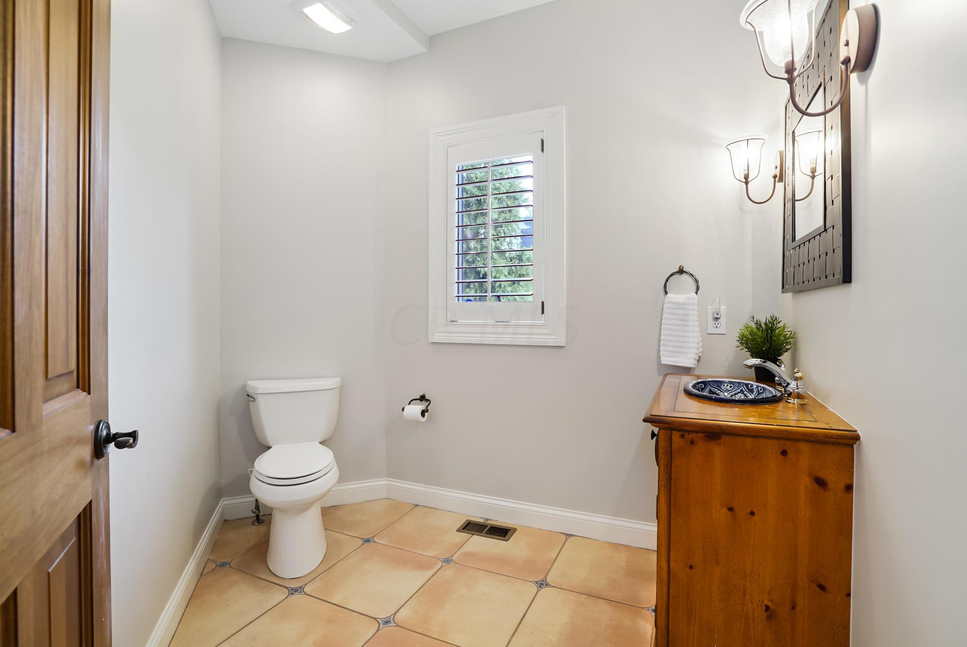 8273 Rookery Way Westerville, OH 43082 - Photo 16 of 49 Gallery Image 16