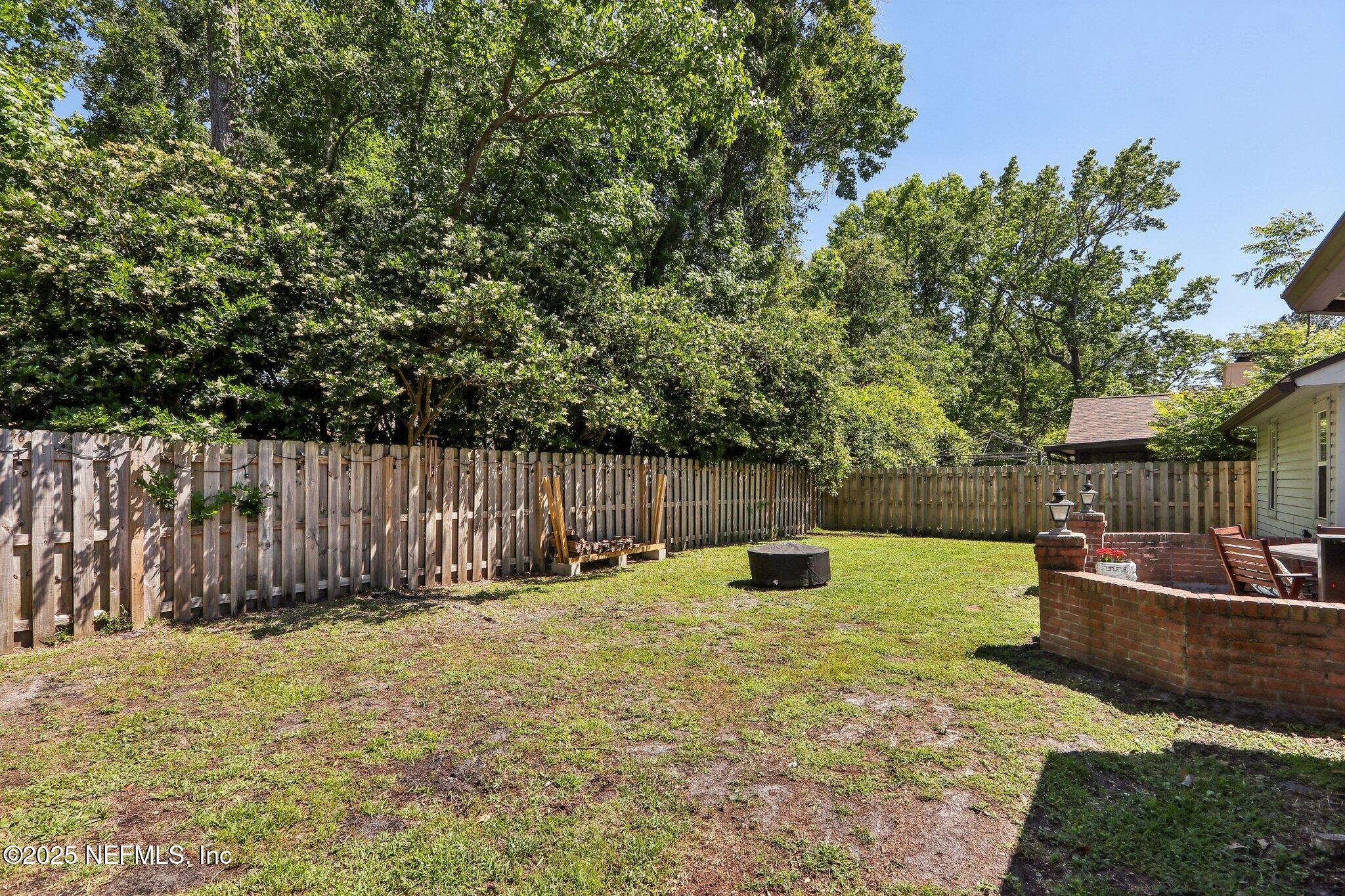 8727 Goodbys Trace Drive Jacksonville, FL 32217 - Photo 32 of 32 a swimming pool with a outdoor space