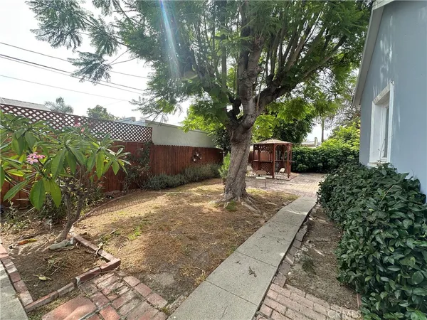 $5,600 | 2166 Casa Grande Street, Pasadena, CA 91104