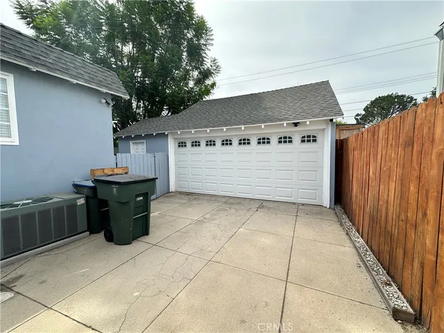 a view of a storage & utility room