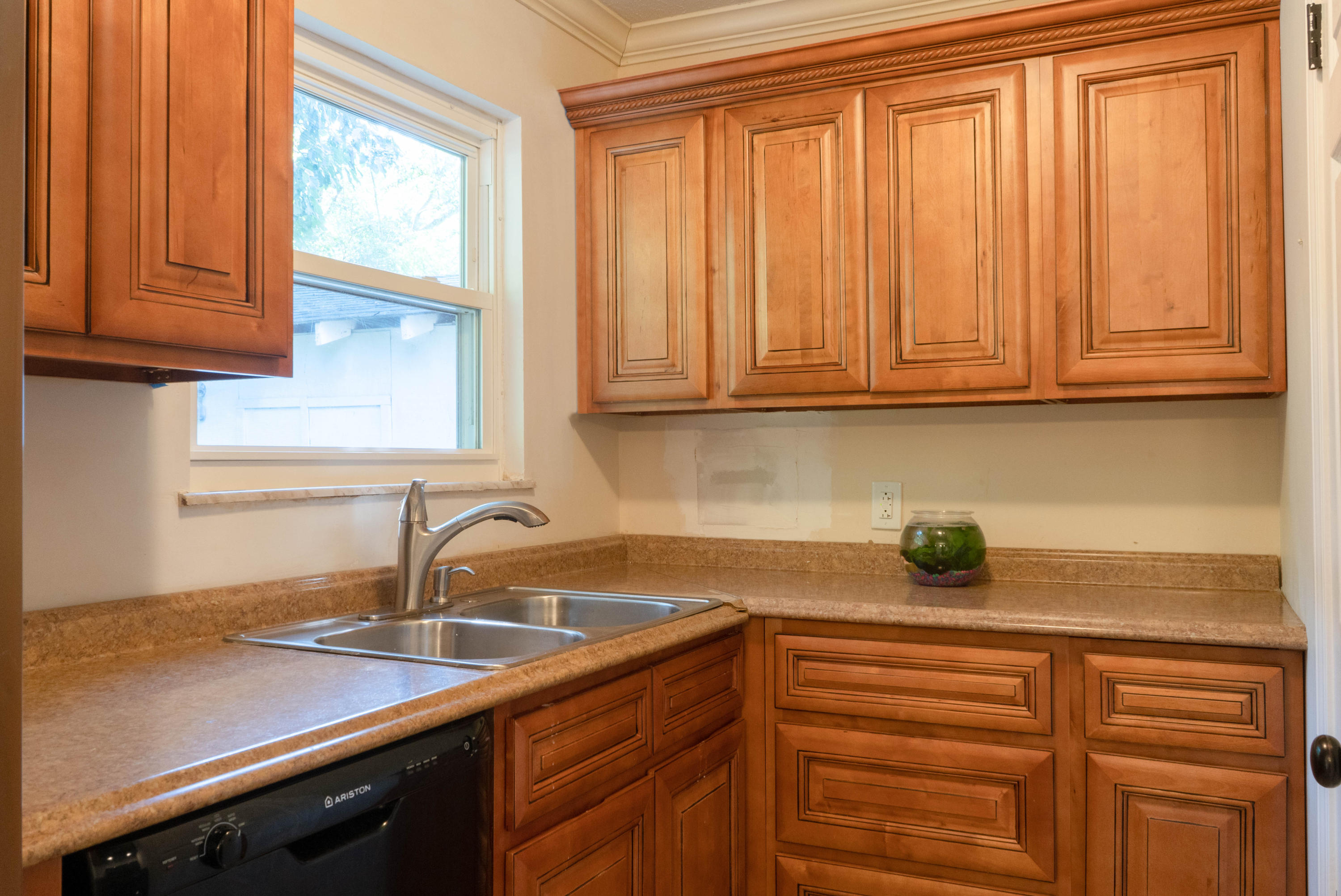 4418 Sullivan Road Knoxville, TN 37921 - Photo 5 of 18 4418SullivanRd08