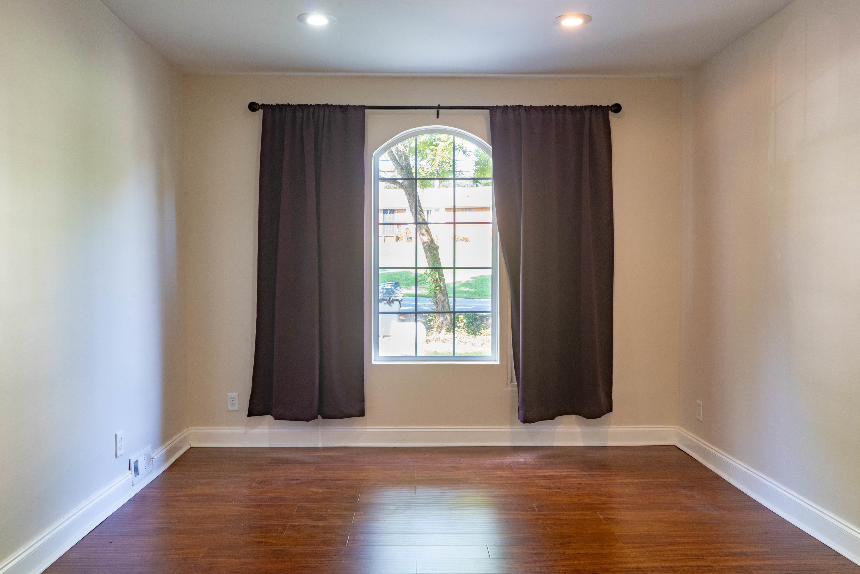 4418 Sullivan Road Knoxville, TN 37921 - Photo 9 of 18 4418SullivanRd09