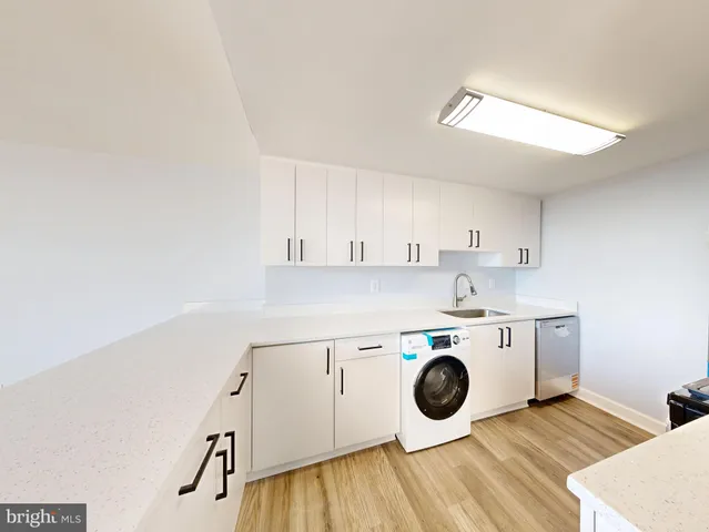 $2,000 | 4600 Duke Street, Unit 600, Alexandria, VA 22304