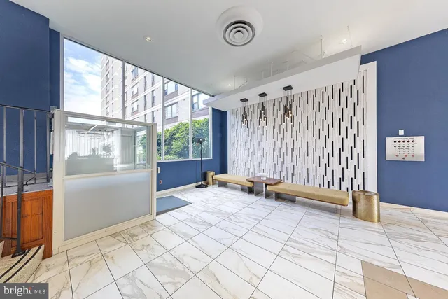 $2,000 | 4600 Duke Street, Unit 600, Alexandria, VA 22304