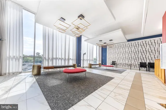 $2,000 | 4600 Duke Street, Unit 600, Alexandria, VA 22304