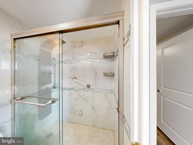 $2,000 | 4600 Duke Street, Unit 600, Alexandria, VA 22304