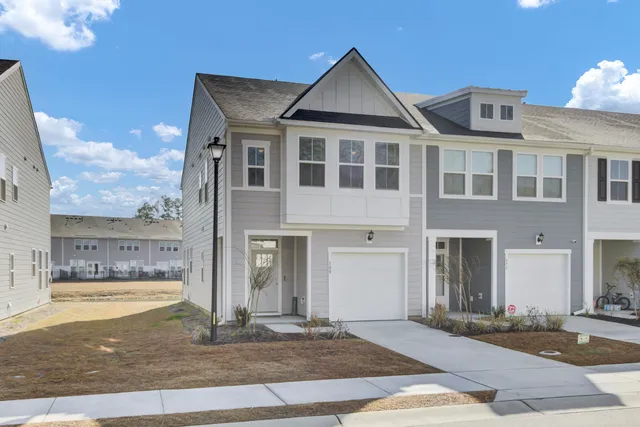 $315,000 | 500 Trotters Lane, Moncks Corner, SC 29461