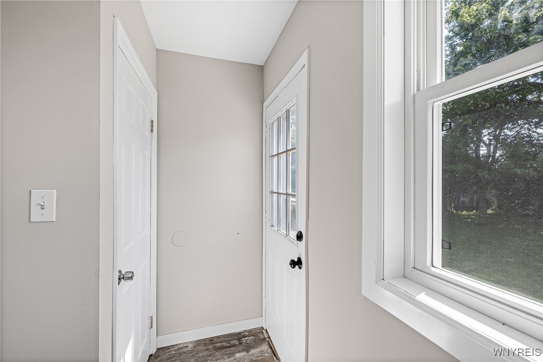 87 Ermann Drive Buffalo, NY 14217 - Photo 7 of 36