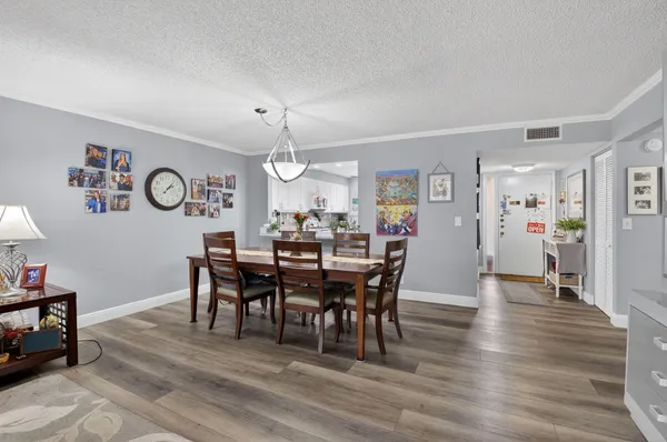 $275,000 | 11135 Green Lake Drive, Unit 102, Boynton Beach, FL 33437