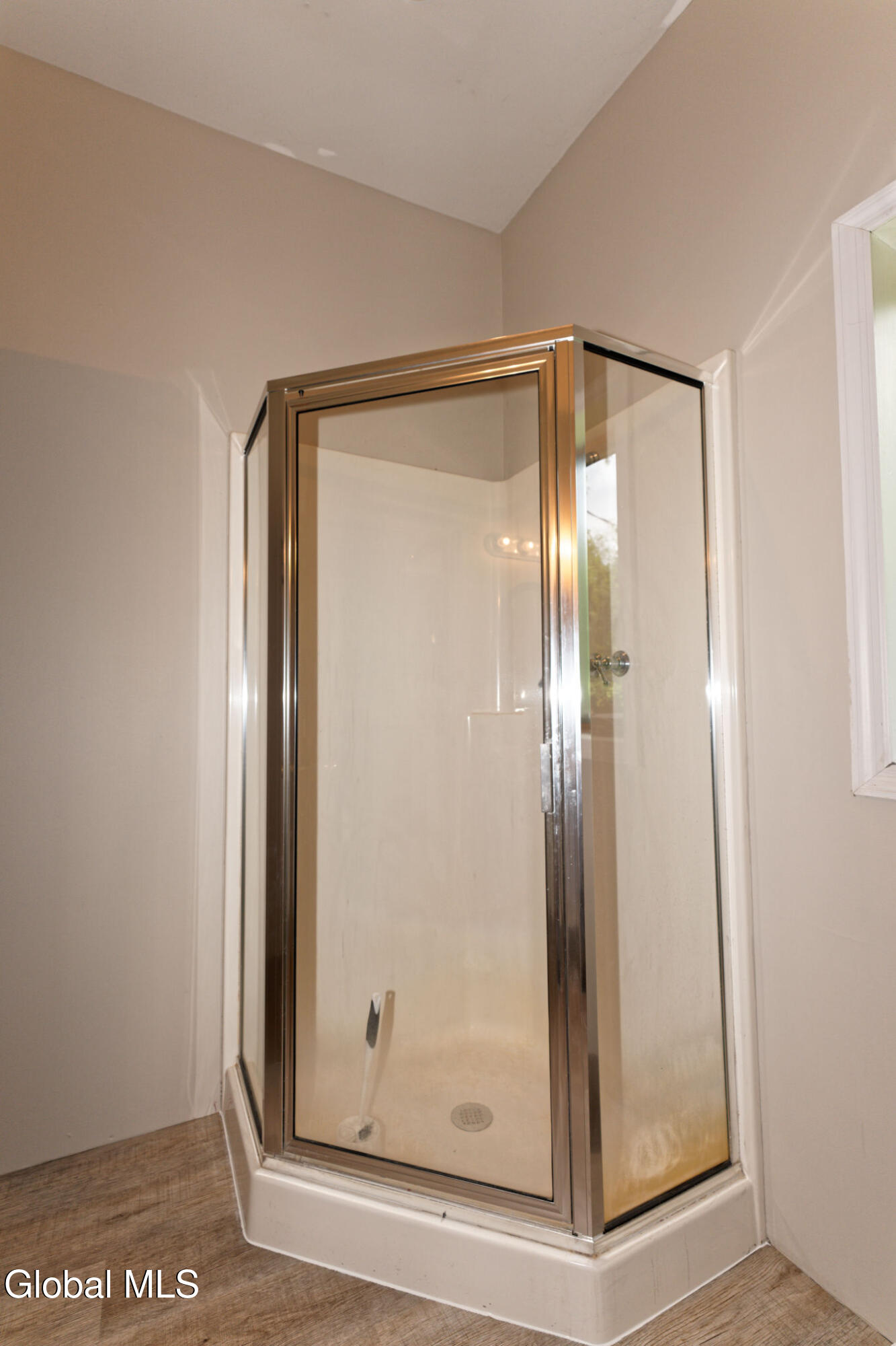 1412 River Road Bethlehem, NY 12158 - Photo 22 of 40 5 Bath 2