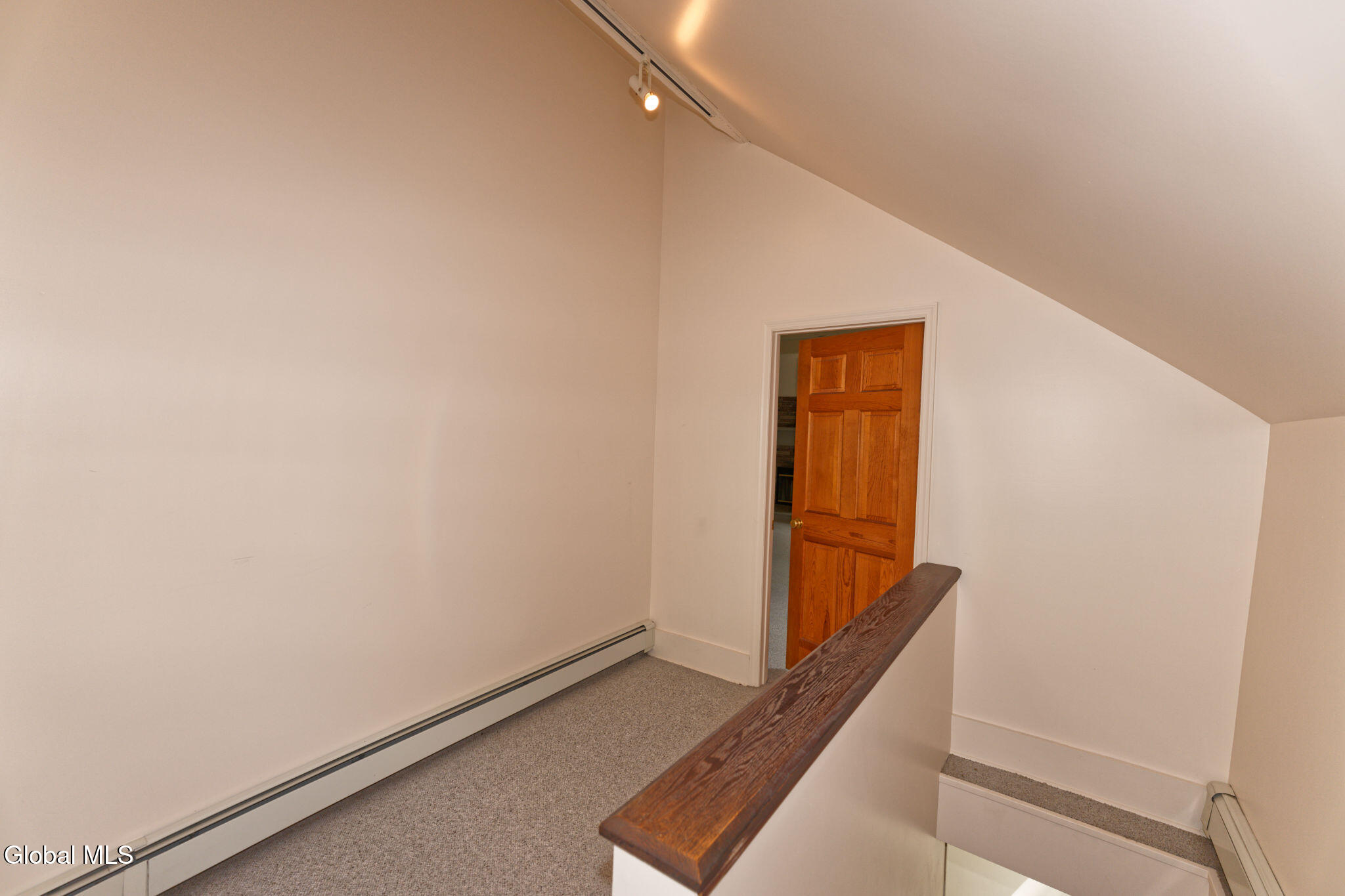 1412 River Road Bethlehem, NY 12158 - Photo 28 of 40 6 Loft 2