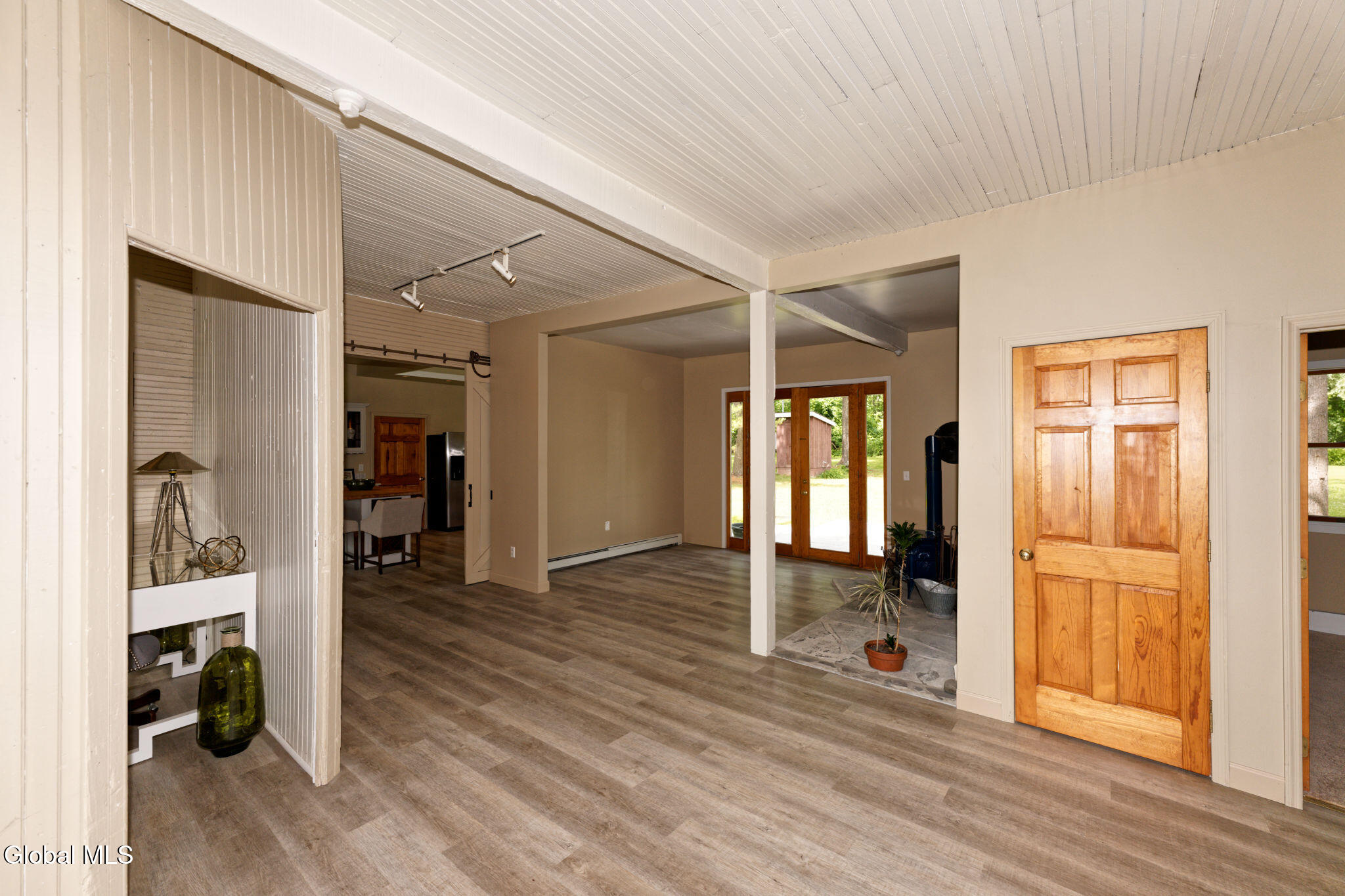 1412 River Road Bethlehem, NY 12158 - Photo 4 of 40 1 Living 1