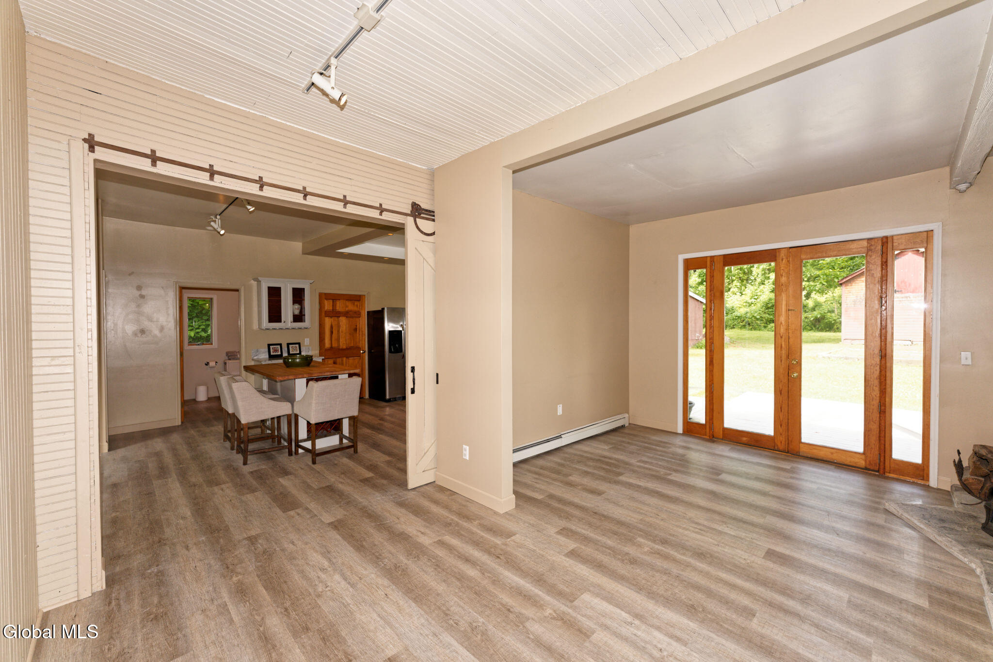 1412 River Road Bethlehem, NY 12158 - Photo 6 of 40 1 Living 3