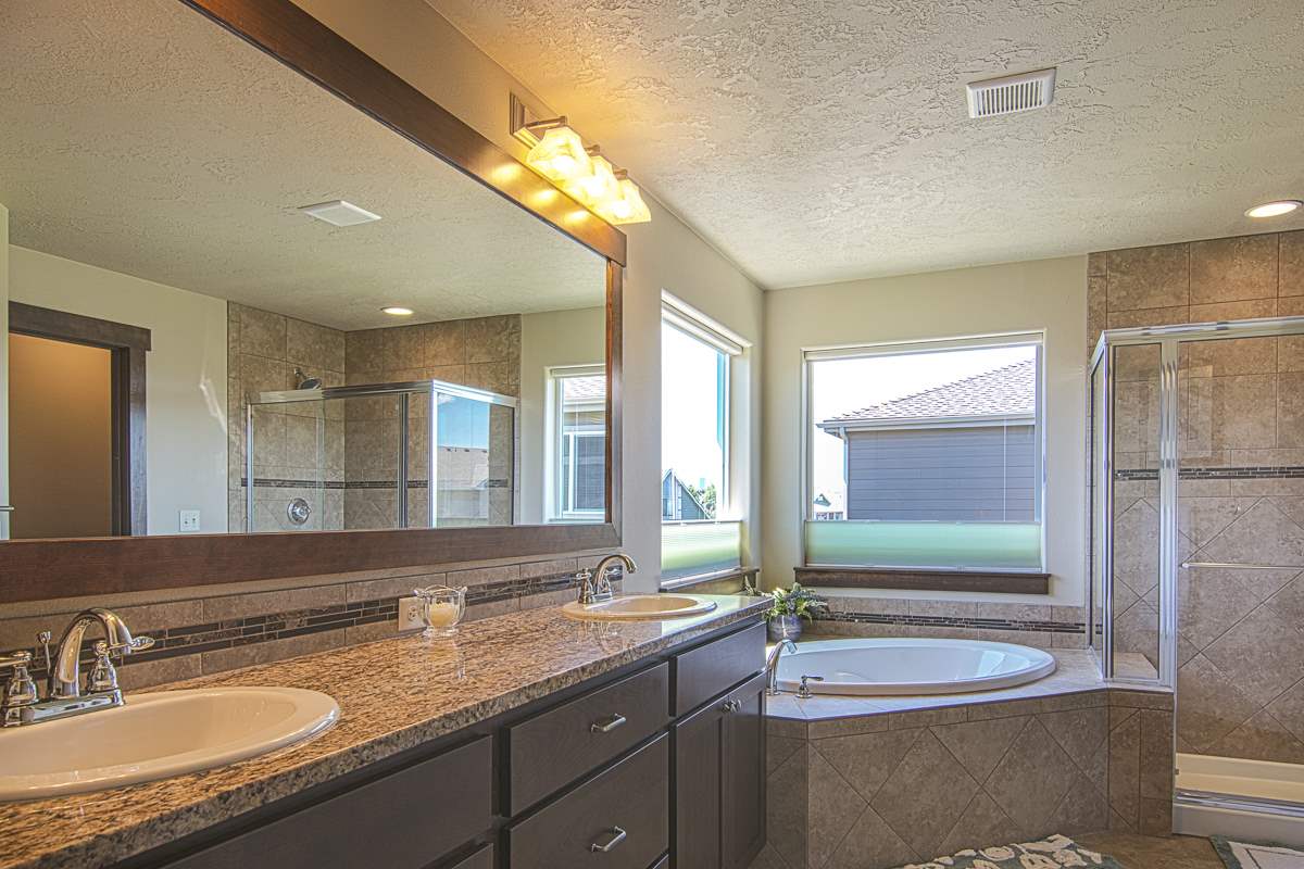 17622 East Daystar Road Greenacres, WA 99016 - Photo 11 of 20 Gallery Image 11