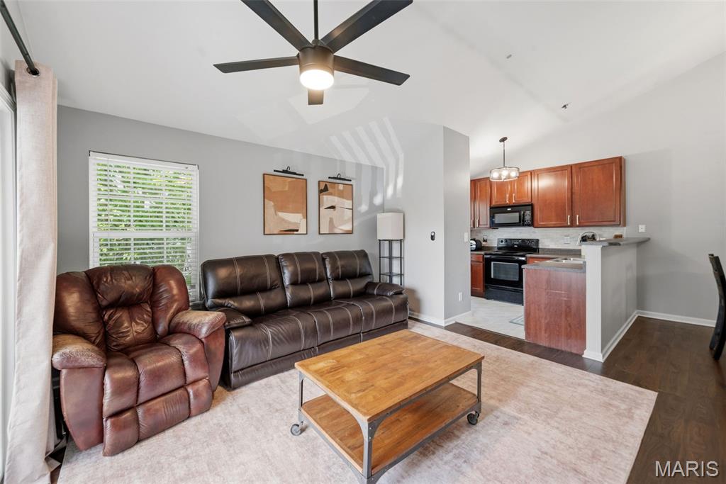 5302 Spring Creek Lane O'Fallon, MO 63368 - Photo 13 of 25