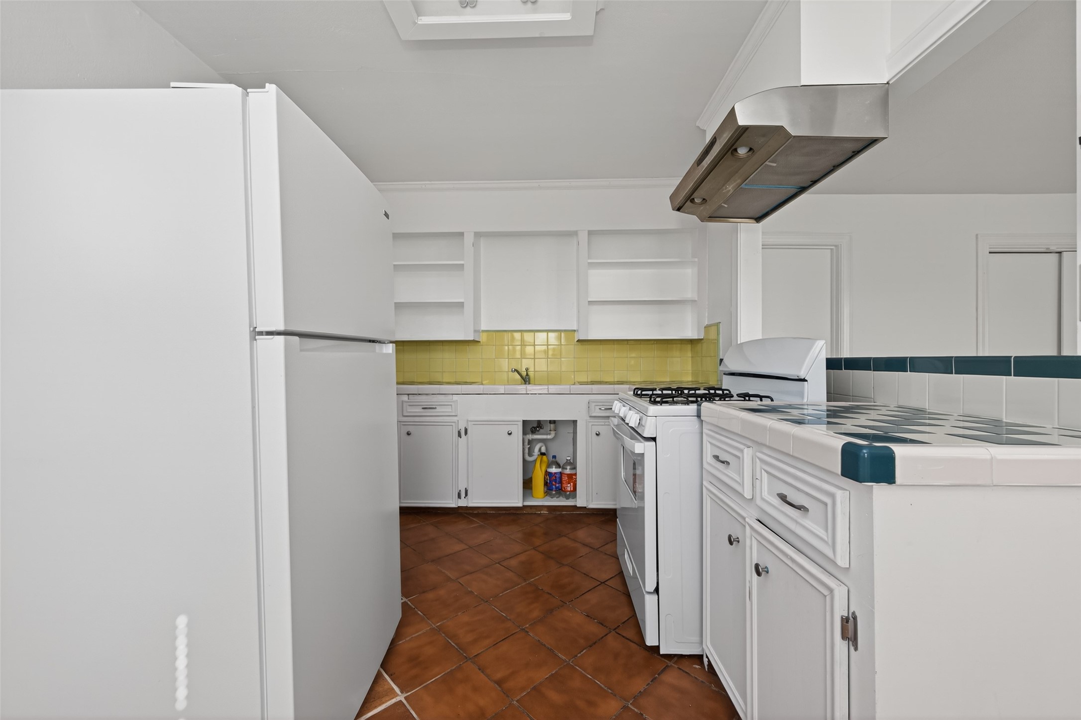 2005 Common Street Houston, TX 77009 - Photo 11 of 18