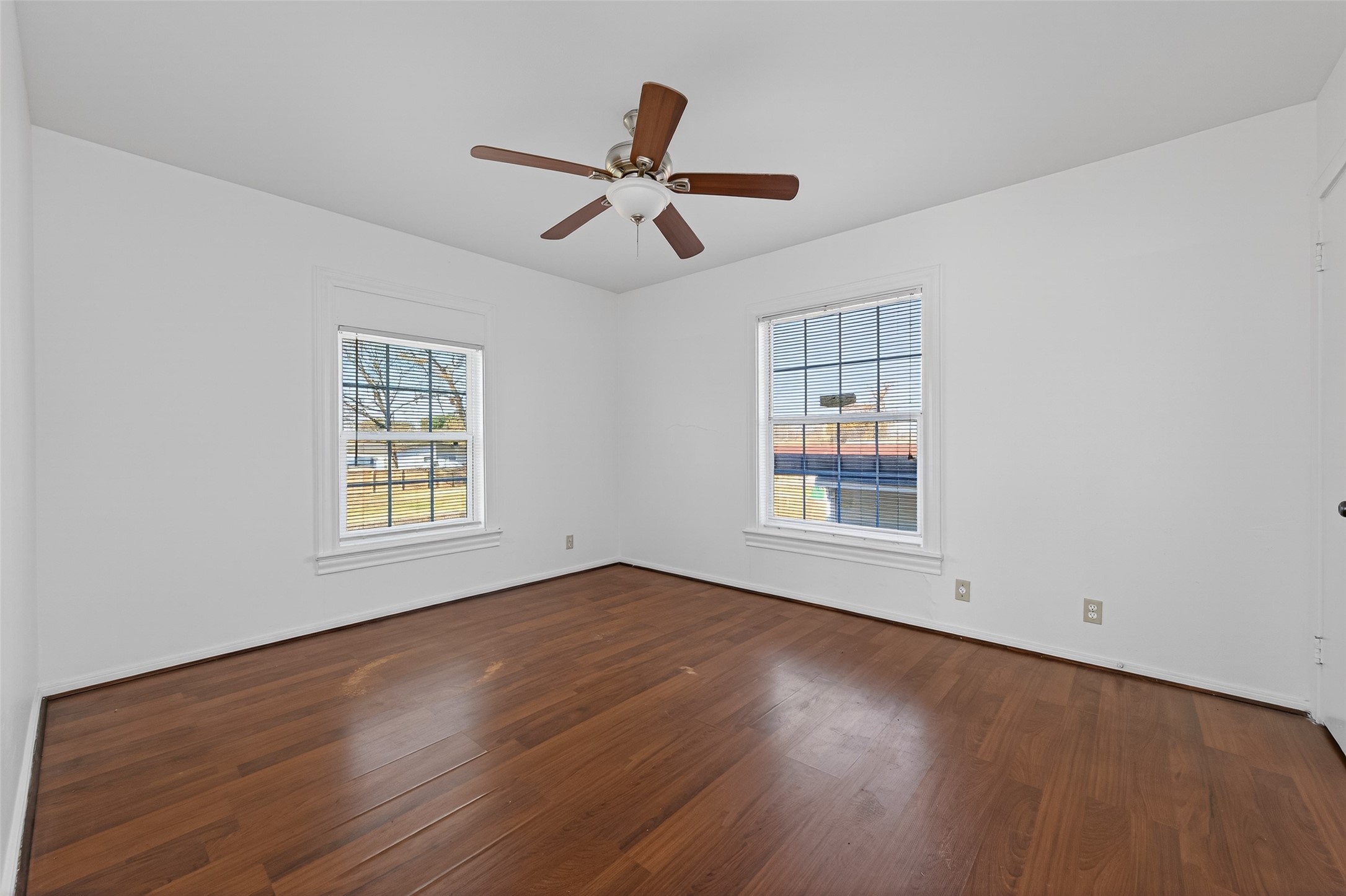 2005 Common Street Houston, TX 77009 - Photo 13 of 18