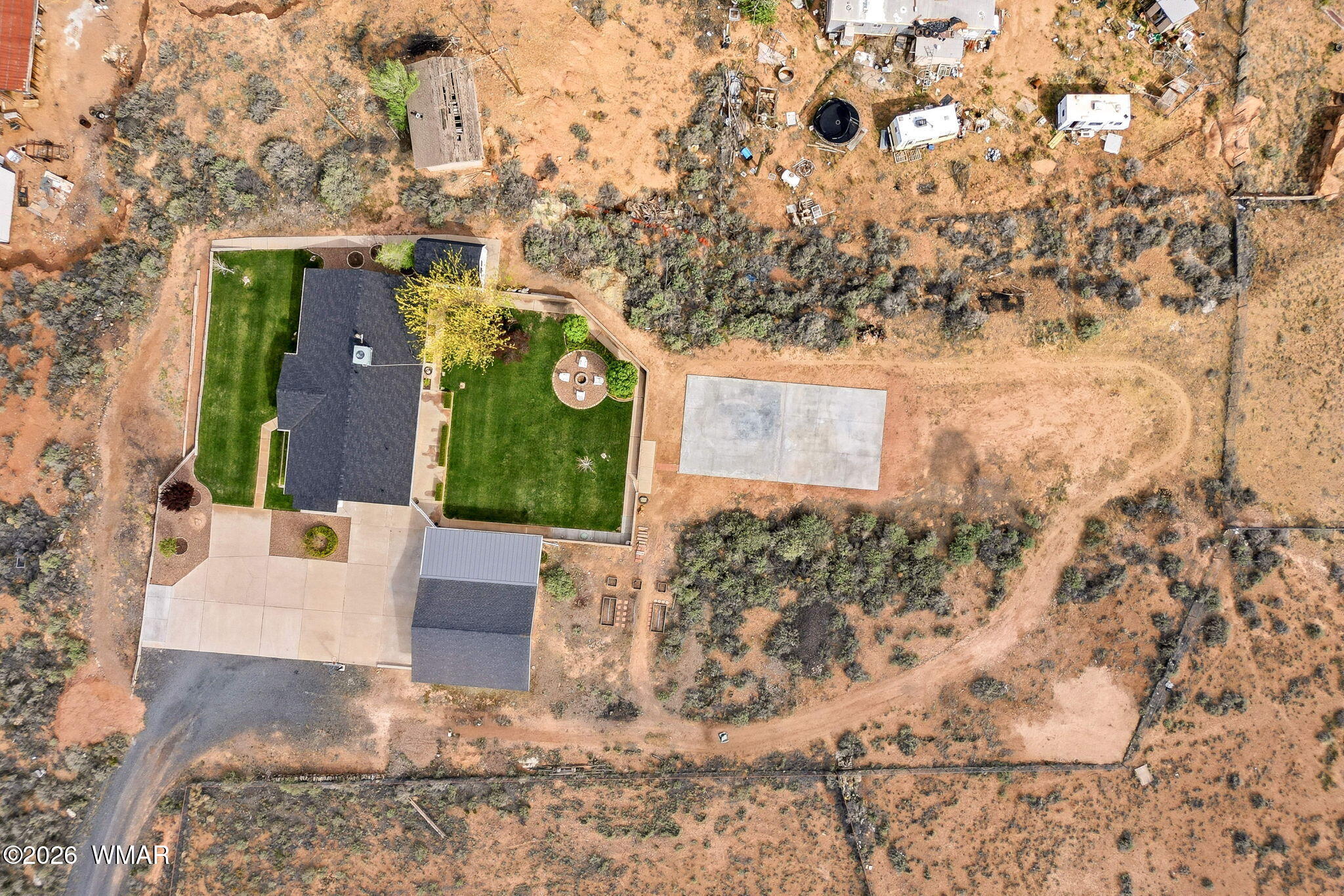 1491 Hunsaker Road Holbrook, AZ 86025 - Photo 38 of 40 swimming pool view with a outdoor space