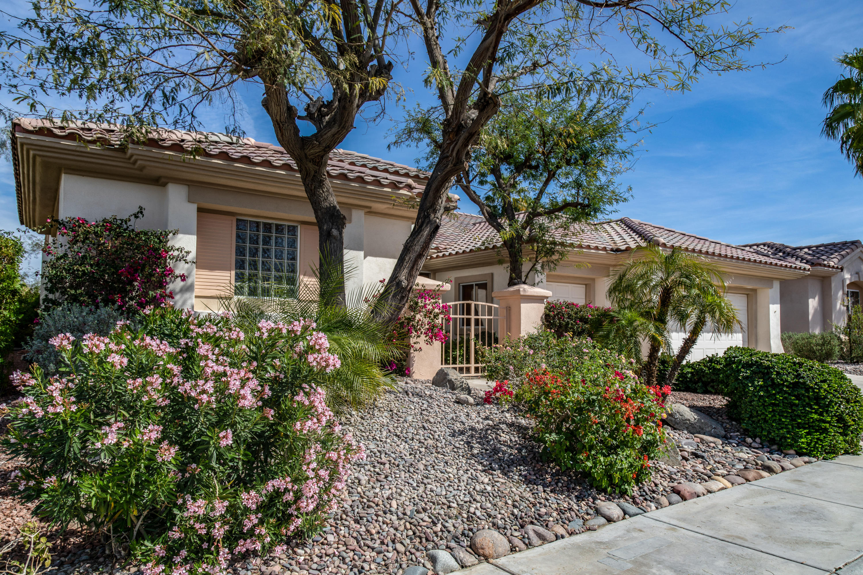 39599 Manorgate Road Palm Desert, CA 92211 - Photo 5 of 53 1