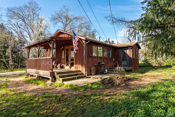$282,500 | 44250 Lakeview Avenue, Laytonville, CA 95454