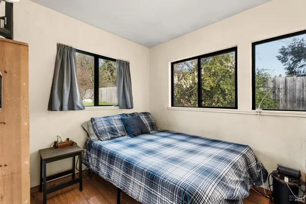 $282,500 | 44250 Lakeview Avenue, Laytonville, CA 95454