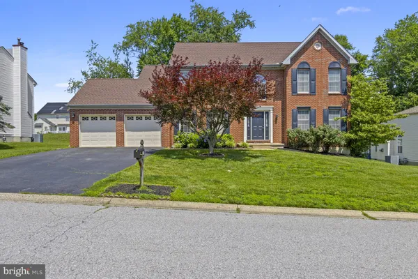 $695,000 | 307 Blue Jay Drive, Hockessin, DE 19707