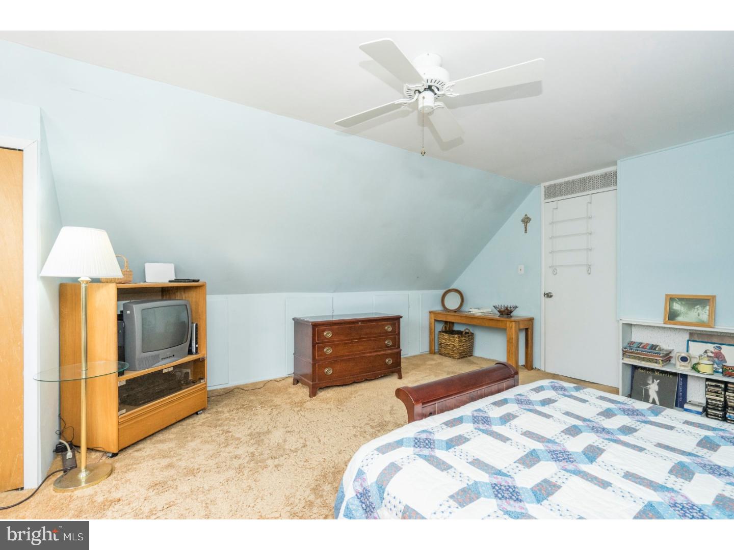 37 Hedge Road Levittown, PA 19056 - Photo 16 of 25 Gallery Image 16