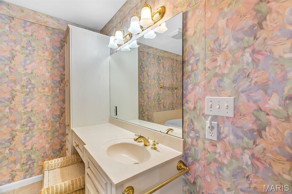 2005 Golfview Drive Collinsville, IL 62234 - Photo 18 of 34