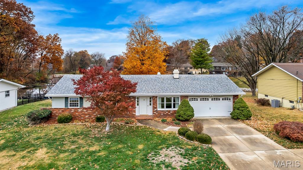 2005 Golfview Drive Collinsville, IL 62234 - Photo 3 of 34